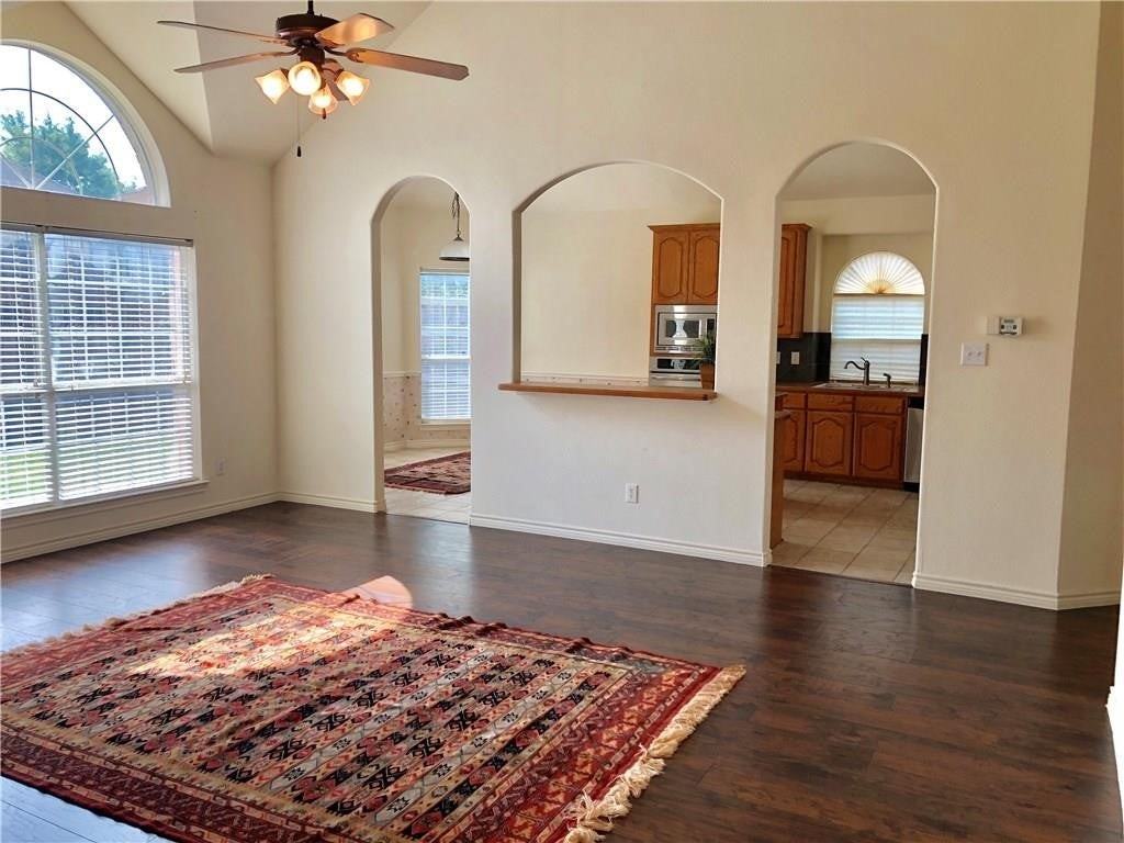 11712 Pheasant Creek Dr - Photo 4 of 22