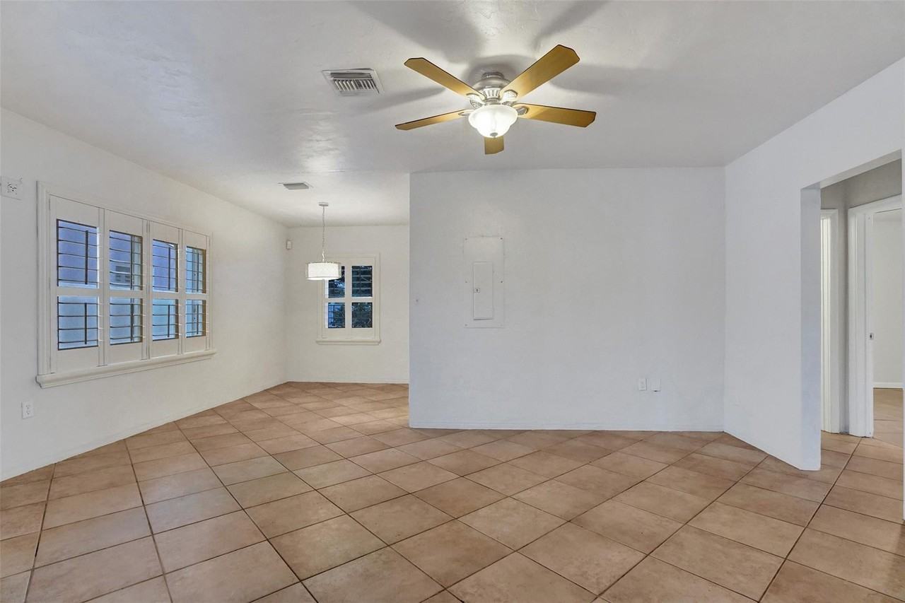 1316 Ne 2nd Ave - Photo 6 of 32