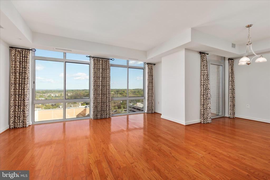 11990 Market St - Photo 6 of 43