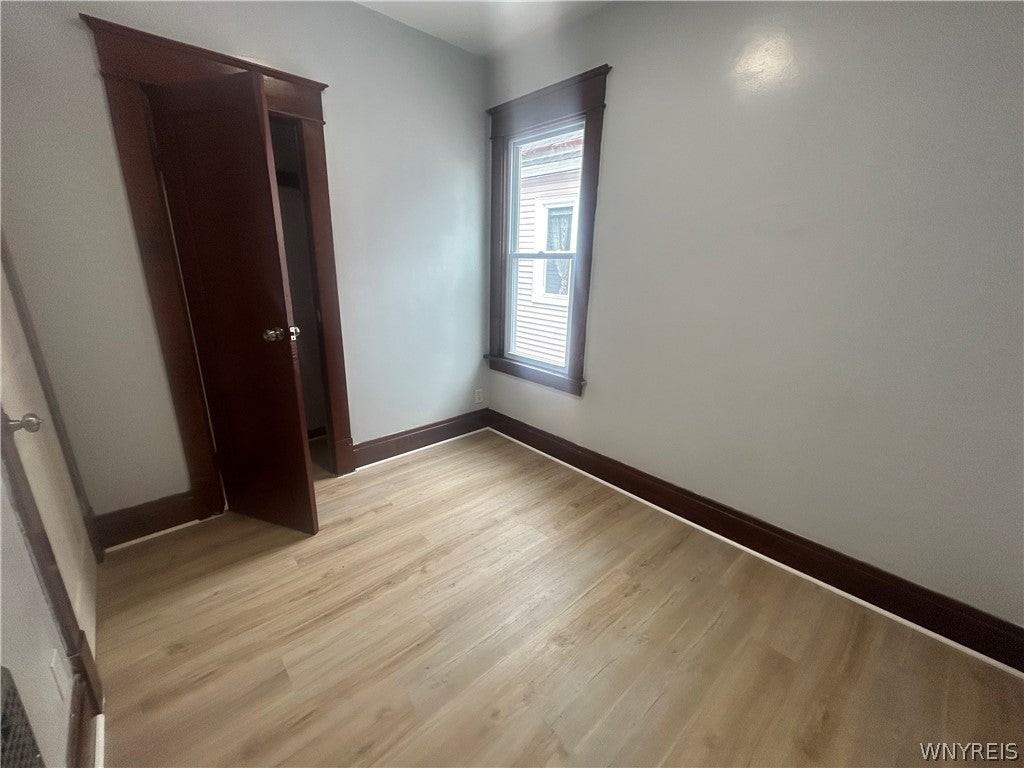411 Upper Cambridge Avenue - Photo 5 of 14