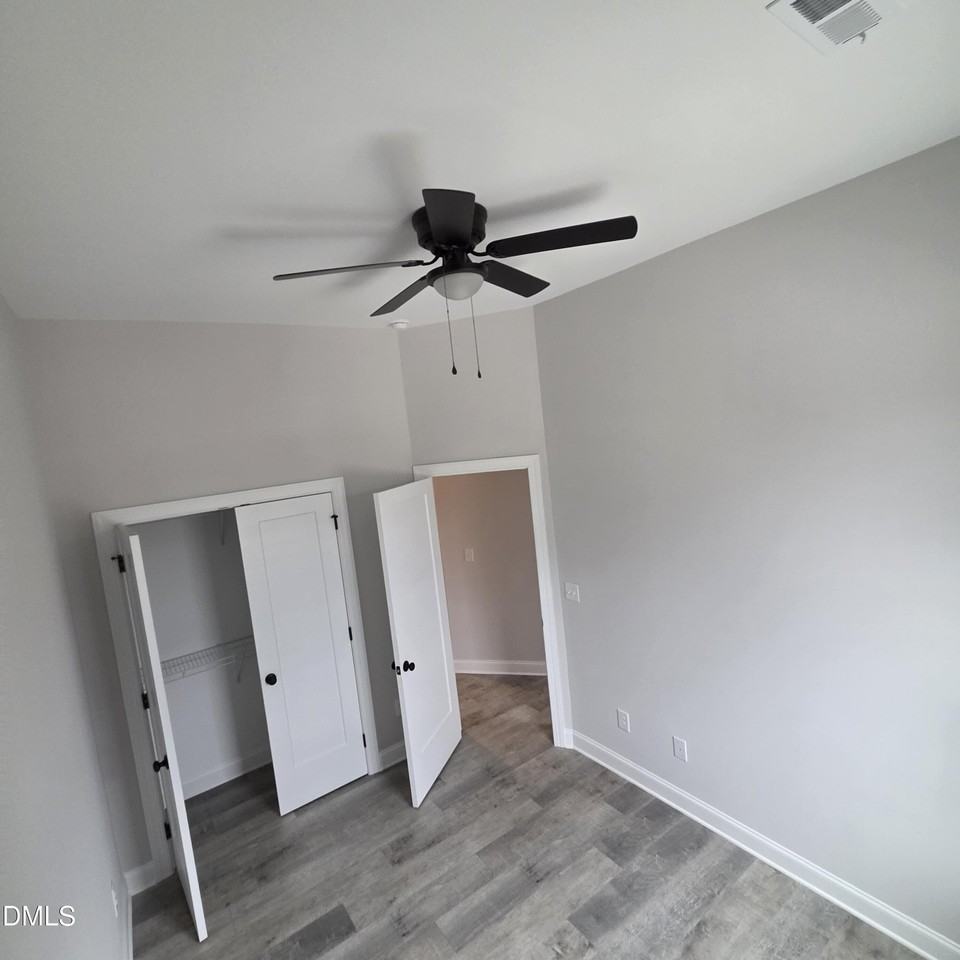 245 N Hickory St - Photo 5 of 5