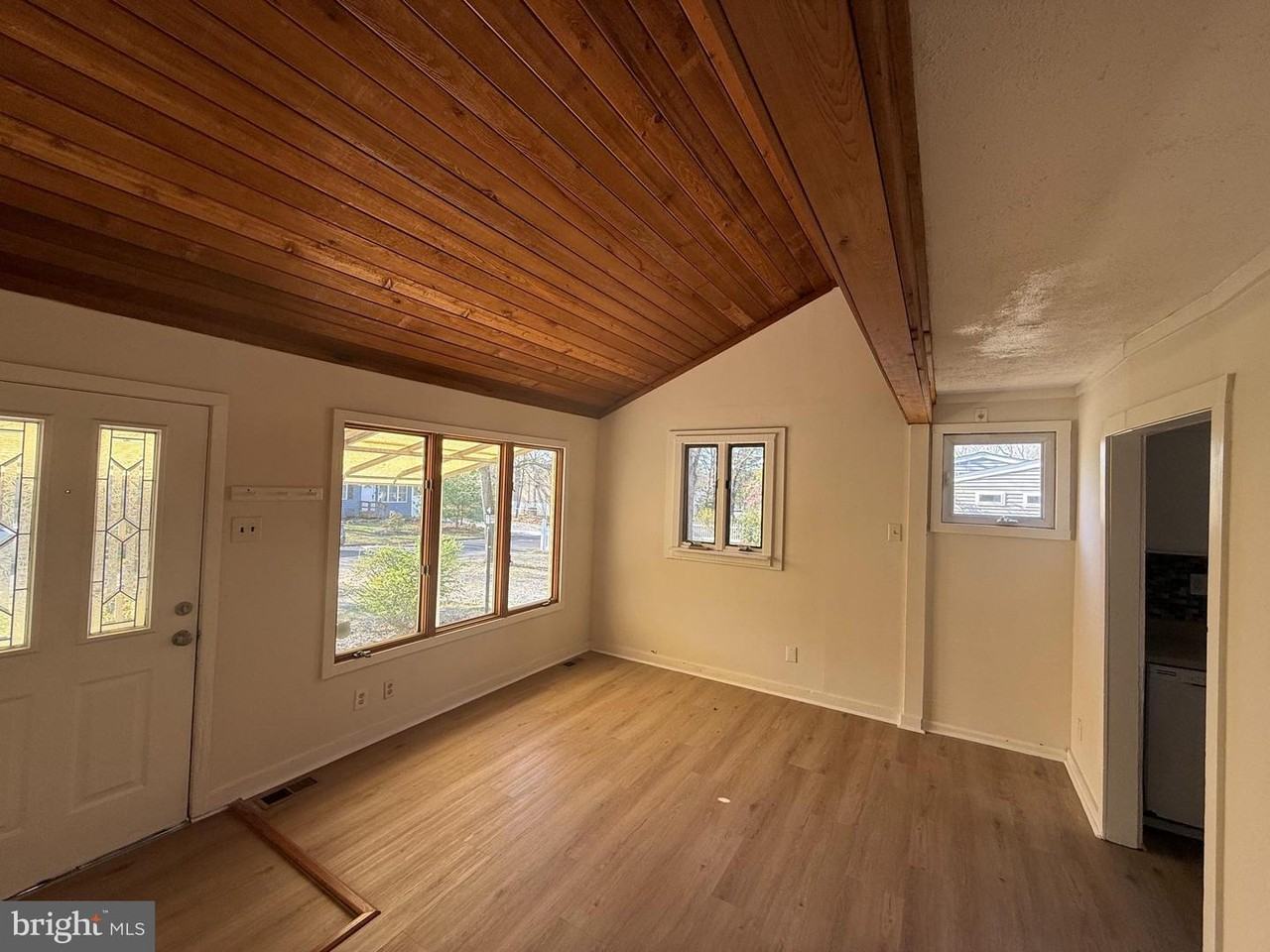 1452 14th Ave - Photo 4 of 25