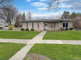 featured image of 3007 Warrington Dr