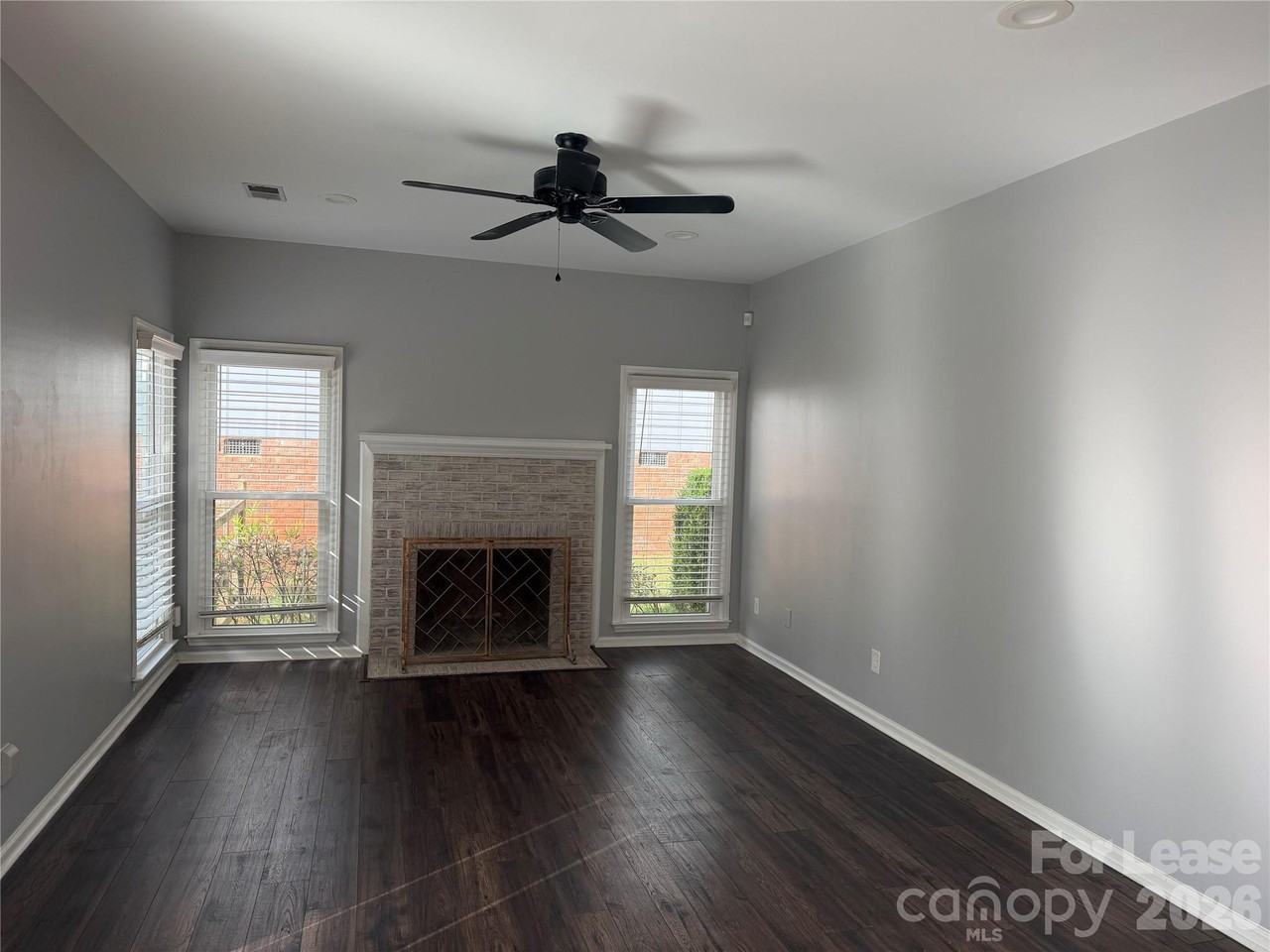 8605 Tamarron Dr - Photo 5 of 19