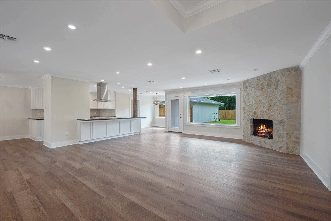 402 Forest Lake Dr - Photo 5 of 48