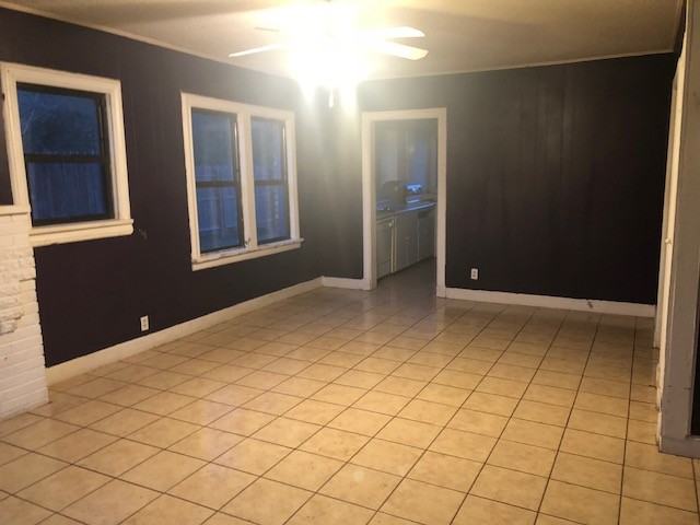 3801 S Polk St - Photo 3 of 11