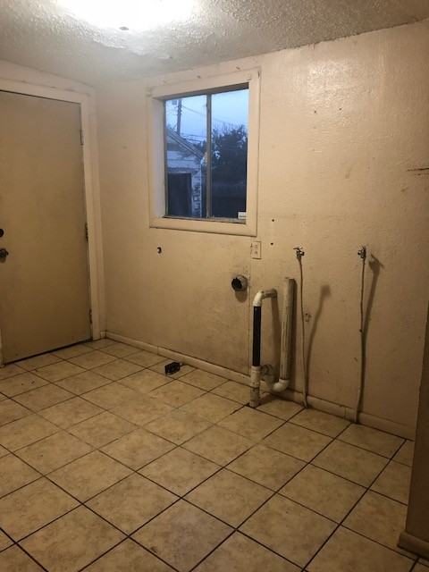 3801 S Polk St - Photo 5 of 11