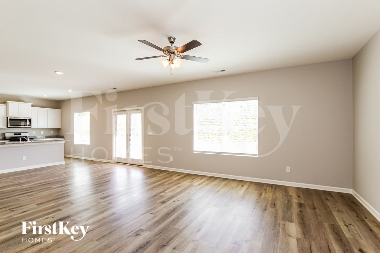 1313 Chelsea Park Trl - Photo 5 of 19