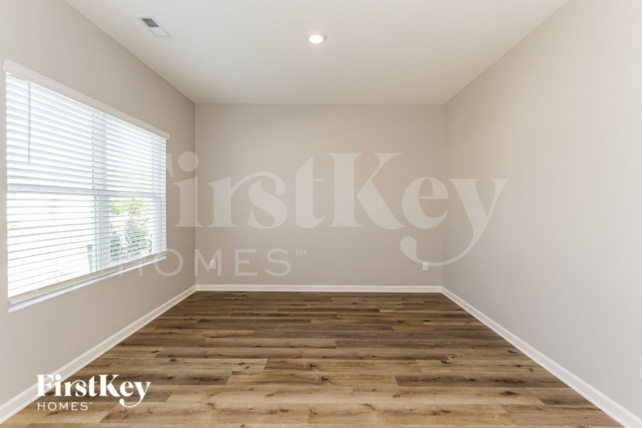 1313 Chelsea Park Trl - Photo 6 of 19
