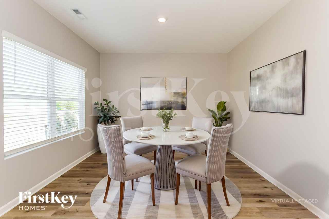 1313 Chelsea Park Trl - Photo 7 of 19