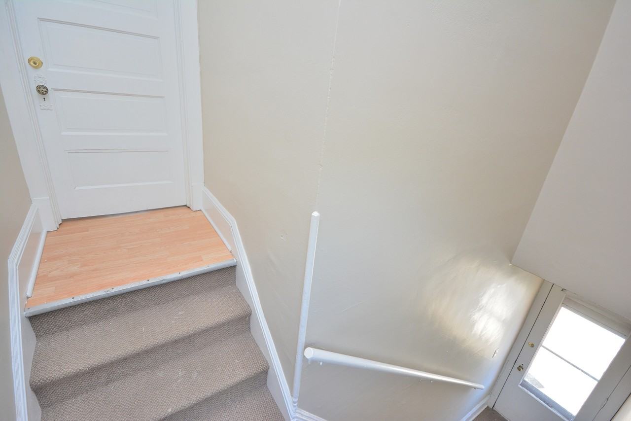 818 E Brady St #820 - Photo 7 of 16