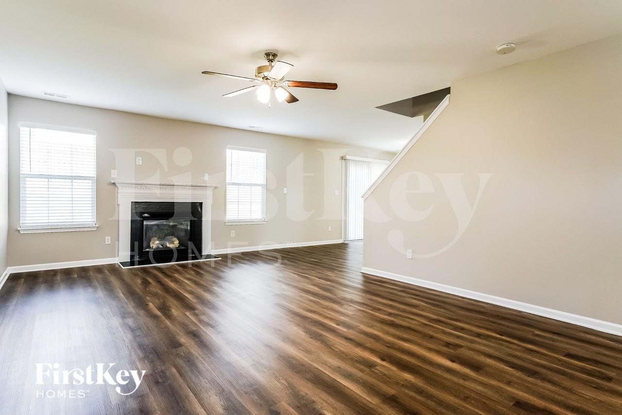 1757 Whitbrook Ct - Photo 3 of 19