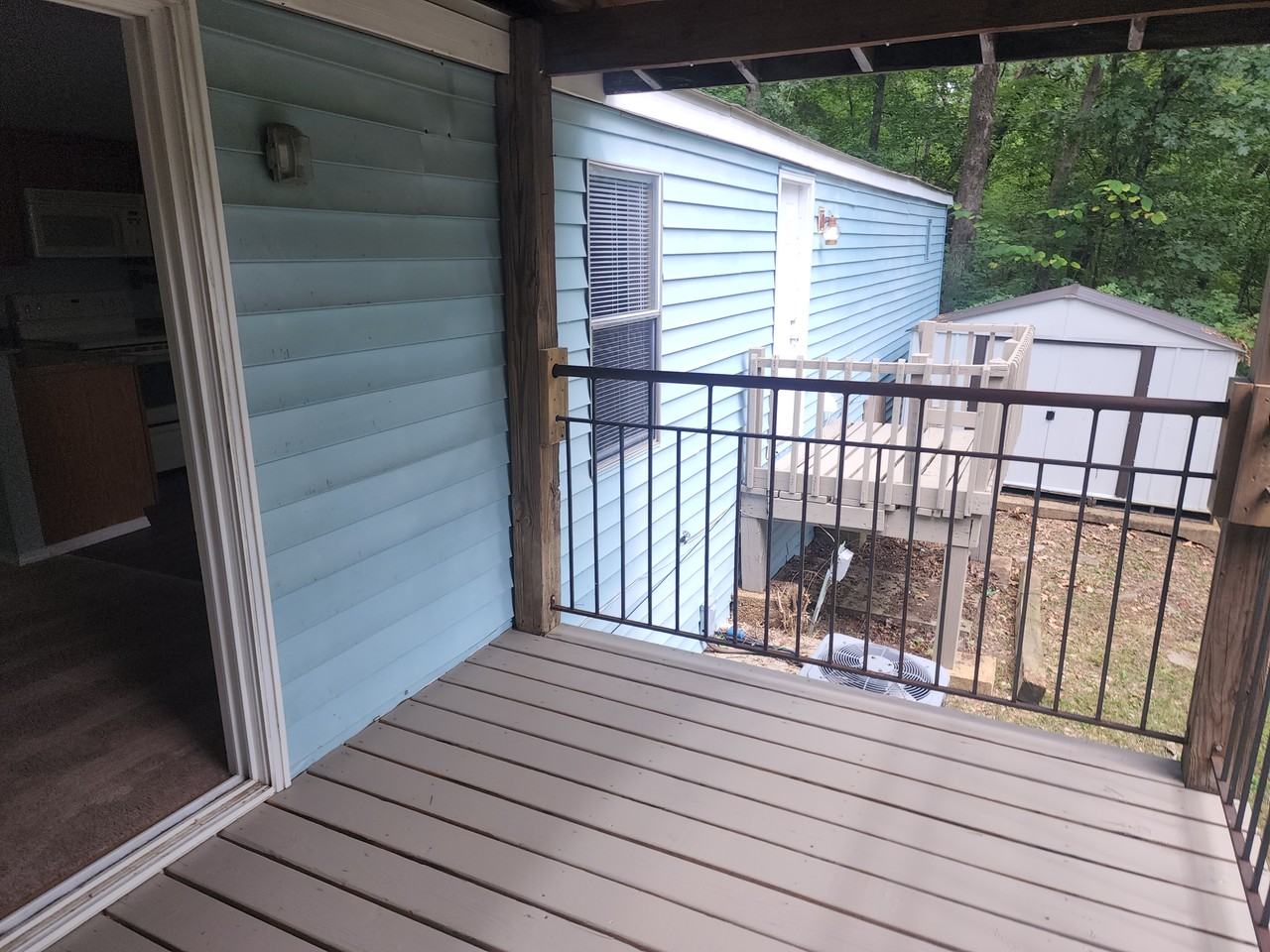 6806 Treetop Ln - Photo 5 of 26