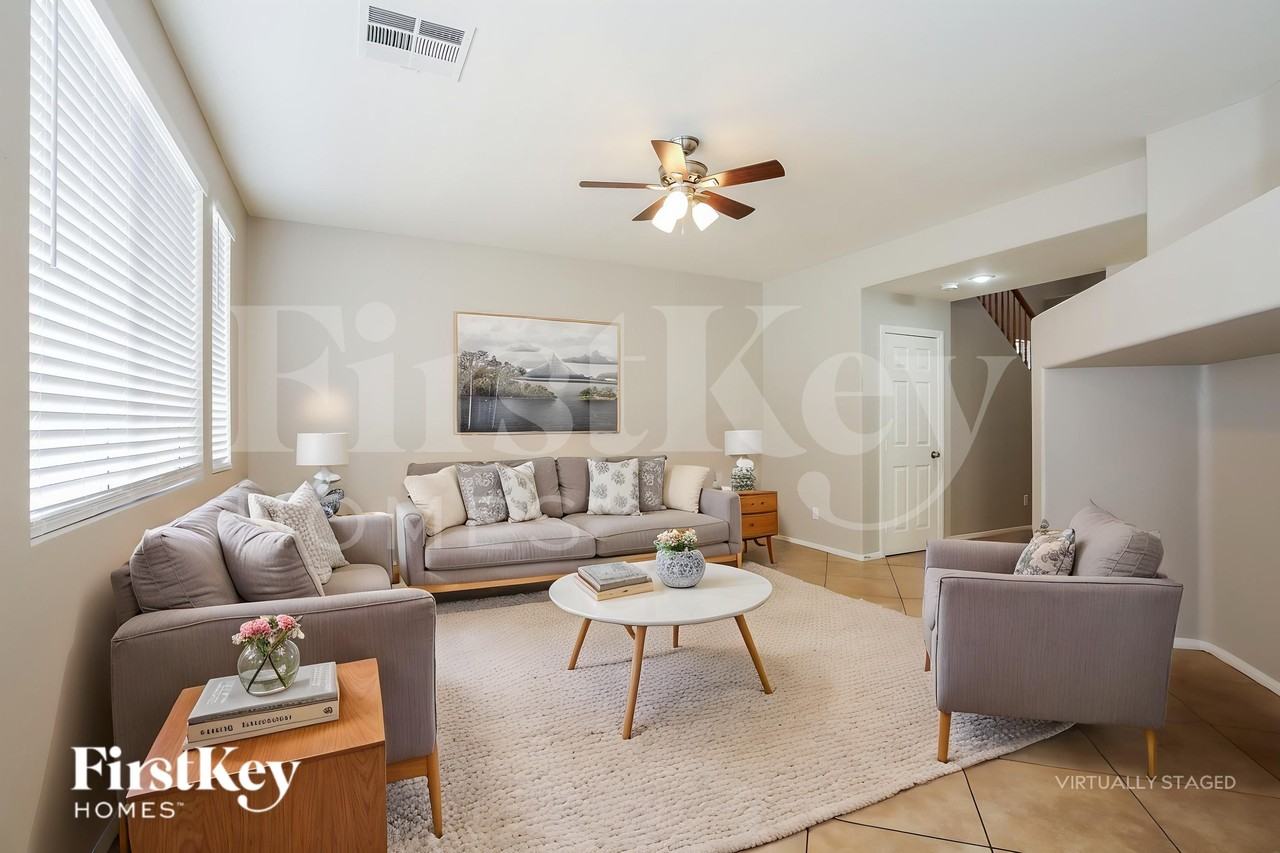 4508 Sunset Crater Ct - Photo 4 of 19
