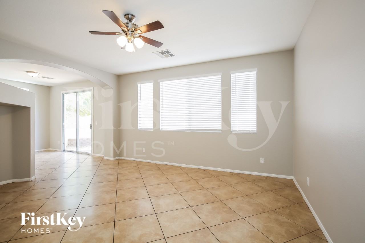 4508 Sunset Crater Ct - Photo 6 of 19