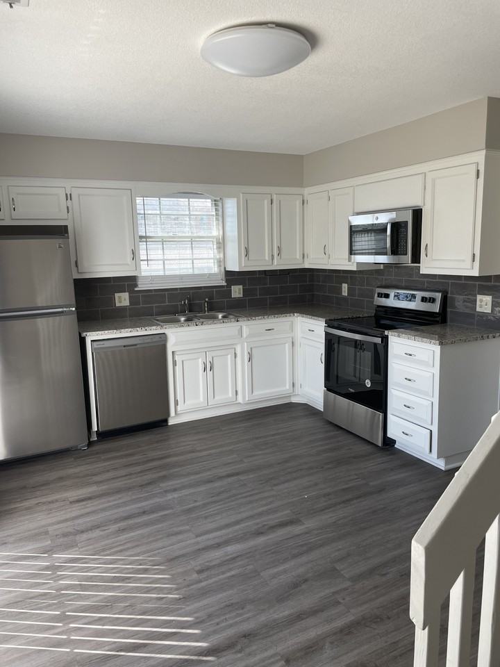 5623 Nw 66th Ter #5623 - Photo 7 of 23