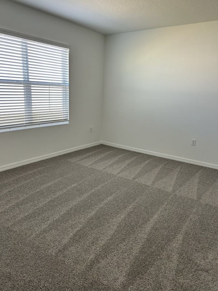 3804 Sunny Spring St - Photo 5 of 9