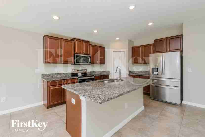 6117 Tremeza Pl - Photo 6 of 15