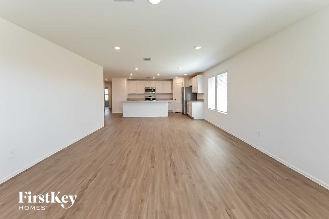 24215 Becker Hollow Ln - Photo 2 of 15