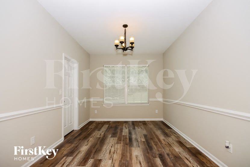 105 Meandering Way Ln - Photo 4 of 15