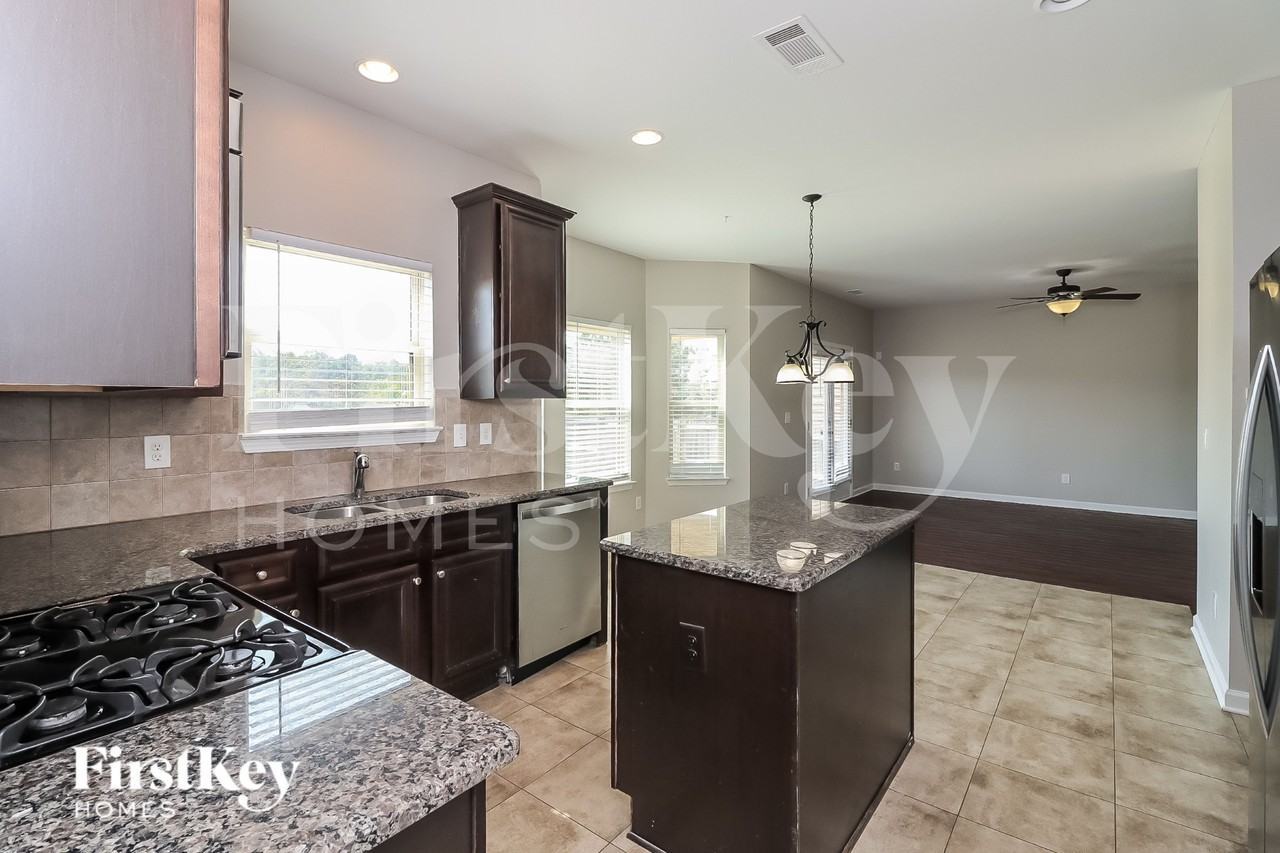 919 Sublime Trl - Photo 7 of 15