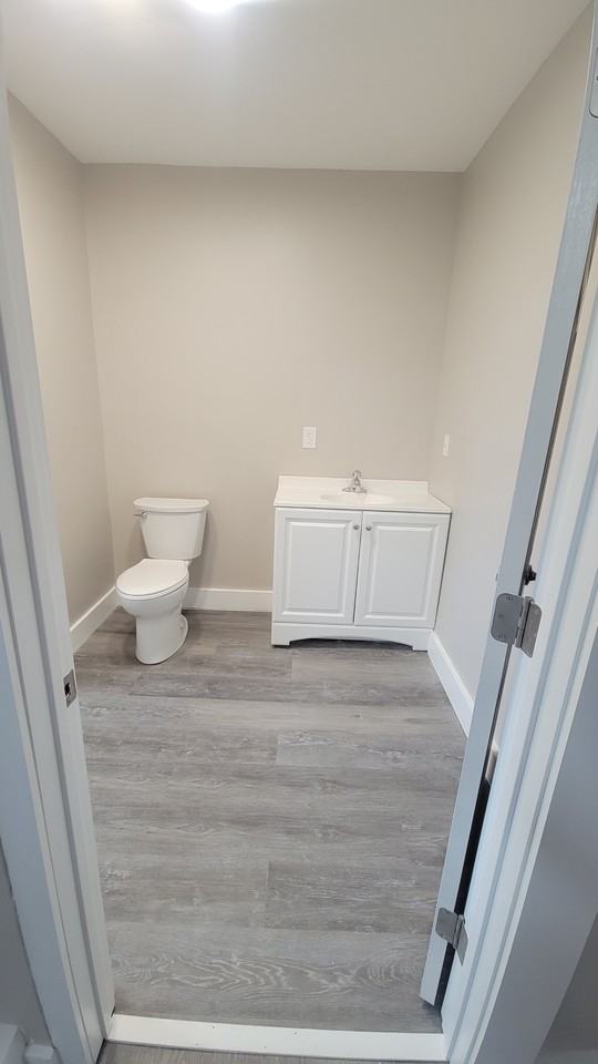 1130 Us Route 4 #4 - Photo 5 of 10