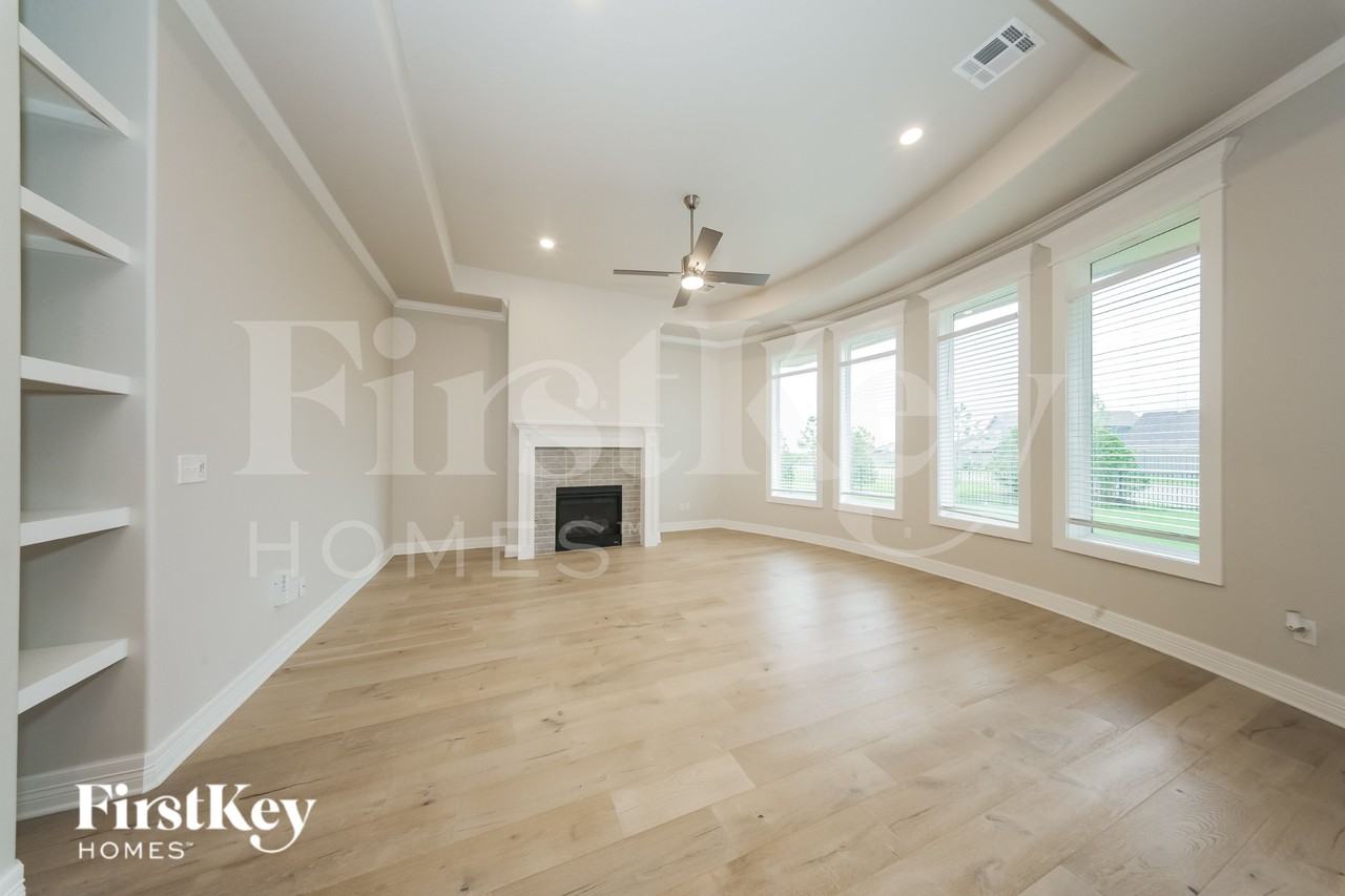 2001 Marsala Dr - Photo 2 of 19