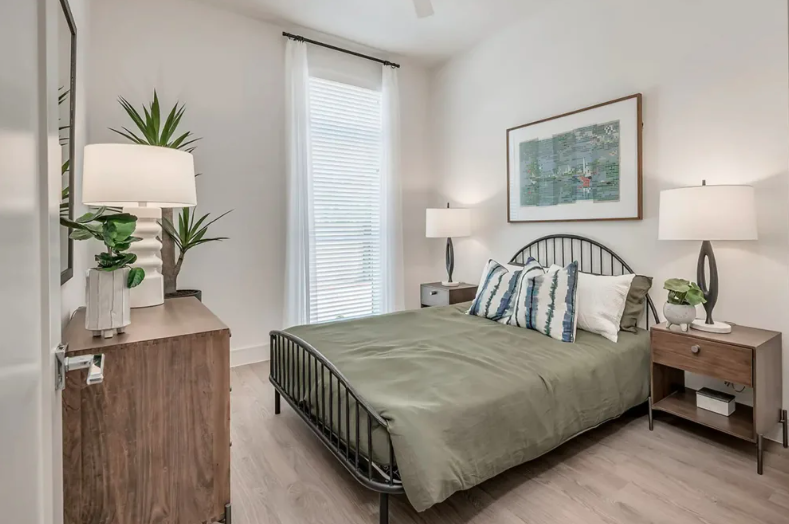 8194 Knight Rd #RMCR - Photo 7 of 9