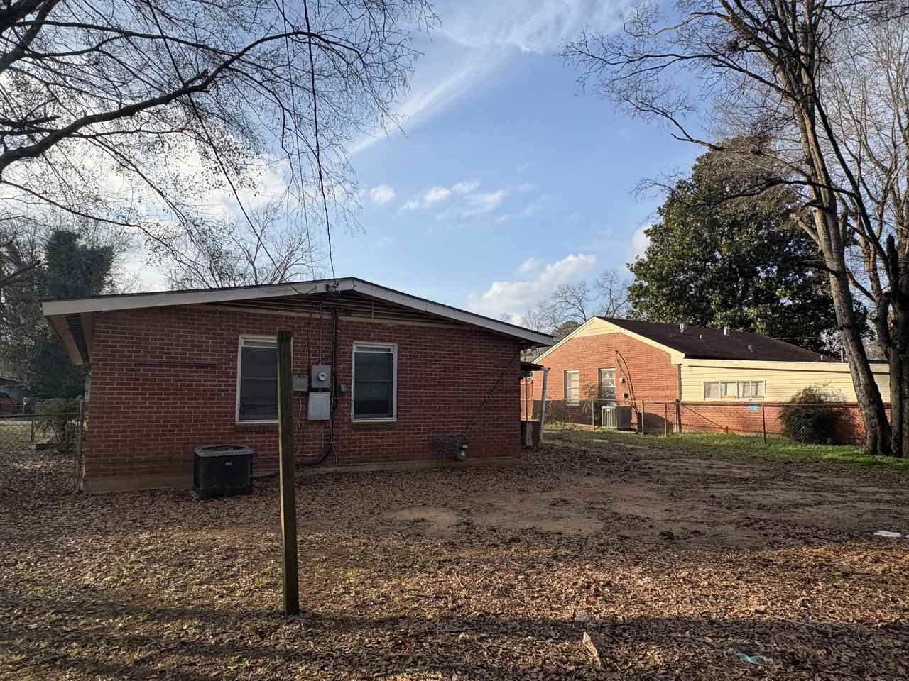 622 6th St - Photo 3 of 10