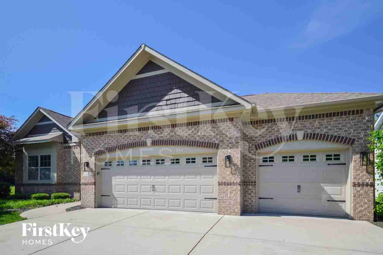 4405 Nottinghill Dr - Photo 2 of 15