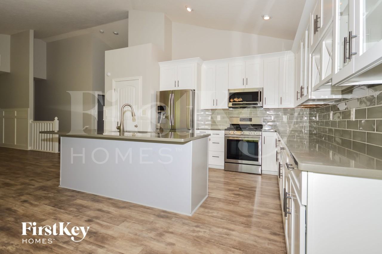 4405 Nottinghill Dr - Photo 6 of 15