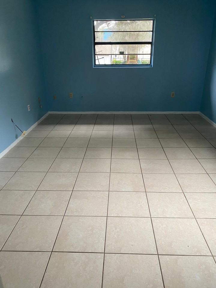 1013 S Persimmon Ave - Photo 3 of 11