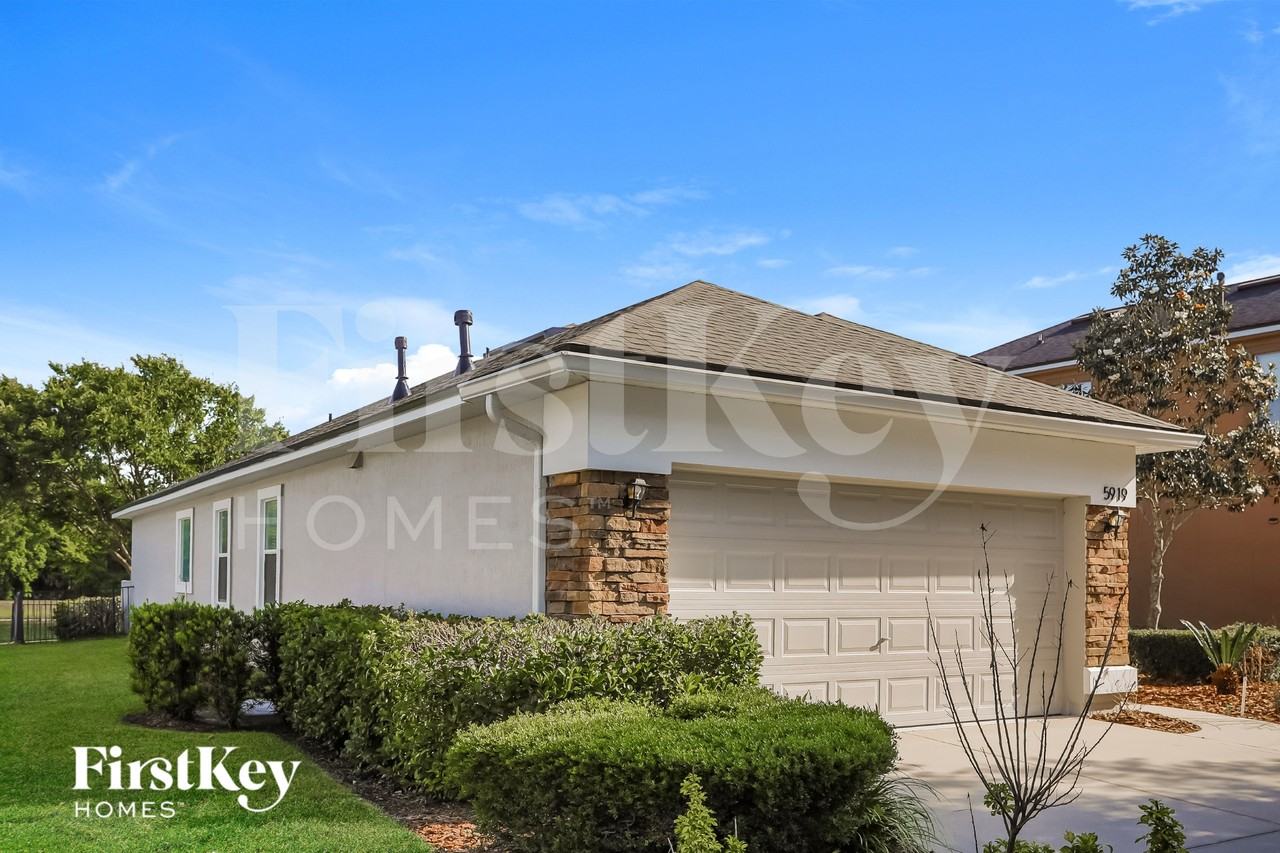 5919 Wind Cave Ln - Photo 3 of 15