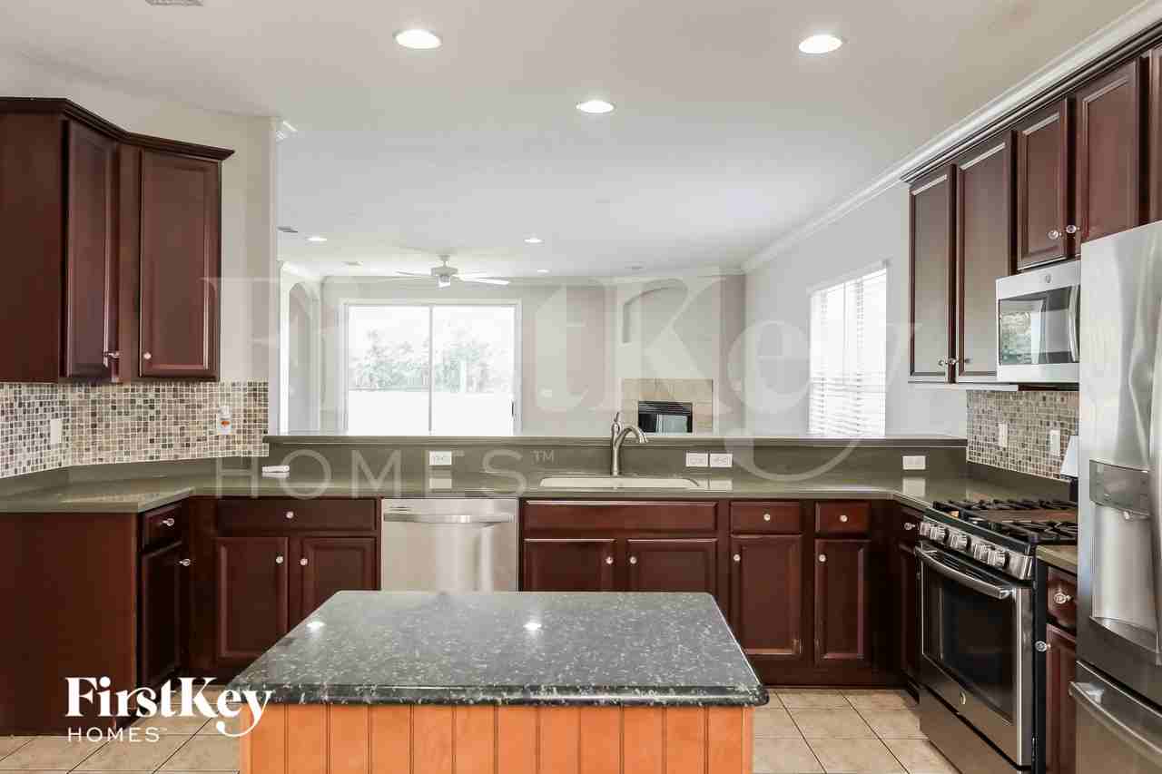 5919 Wind Cave Ln - Photo 6 of 15