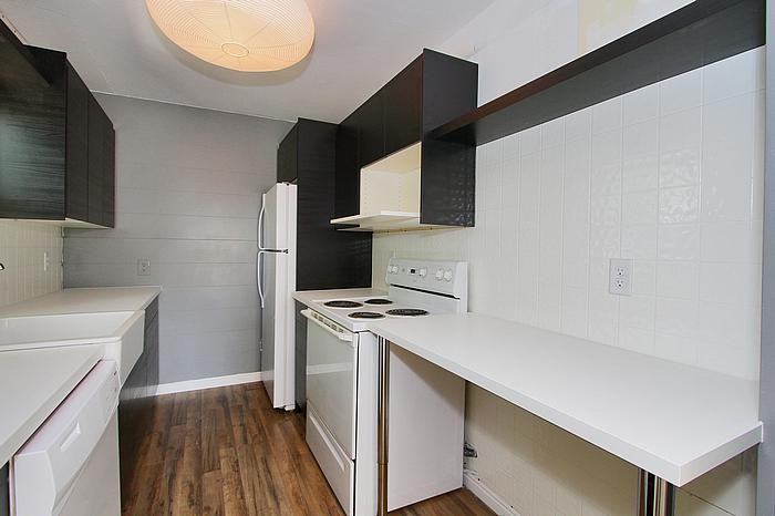 2600 S Green St #BACK - Photo 4 of 8