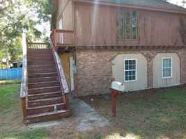 featured image of 903 W Walnut St