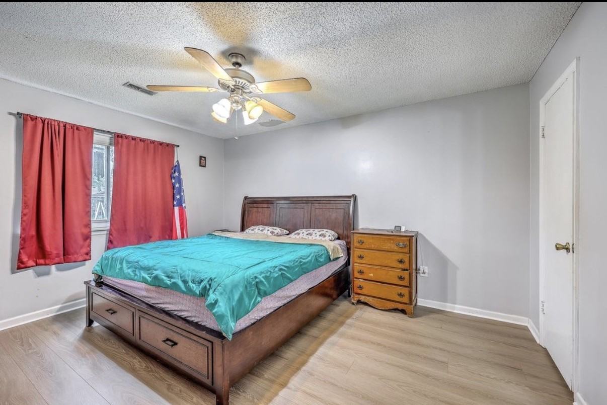 1841 Sundancer Ln - Photo 3 of 24