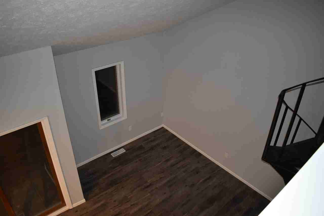 16950 Woodland Dr #9 - Photo 4 of 18