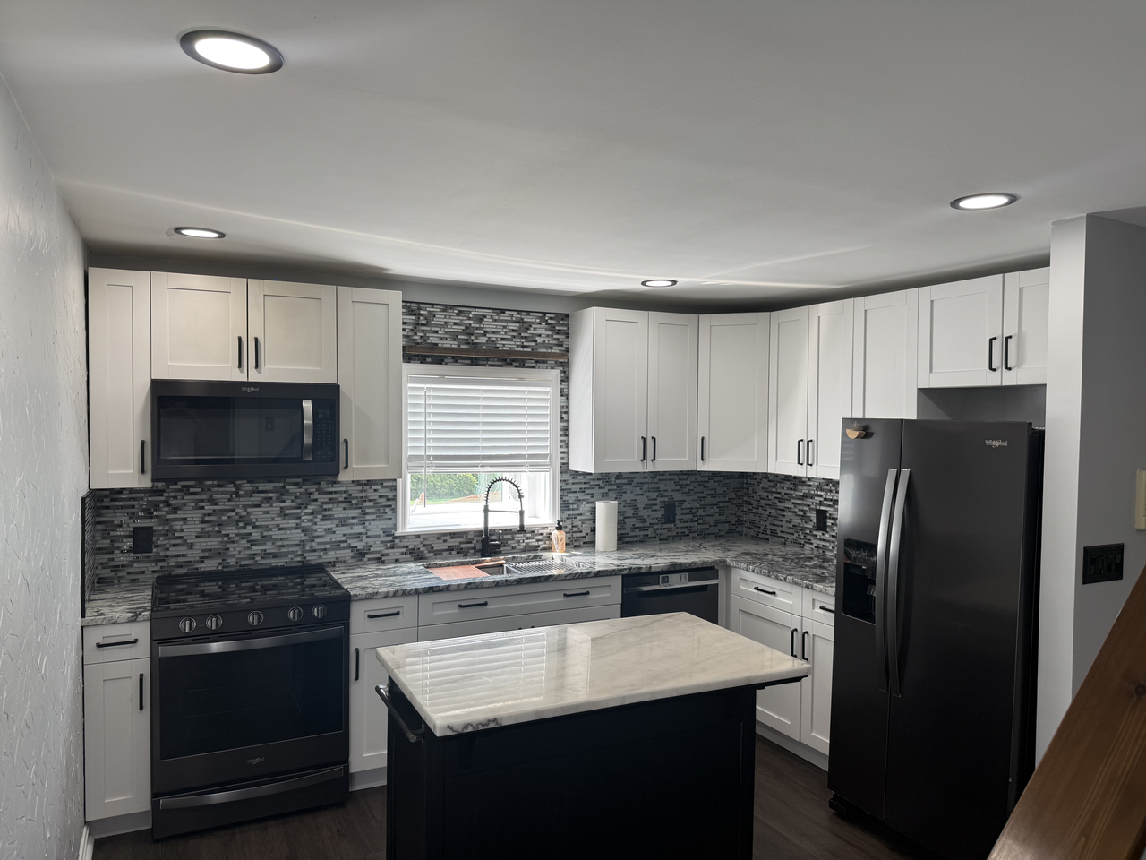 119 Cloverhill Rd - Photo 5 of 21