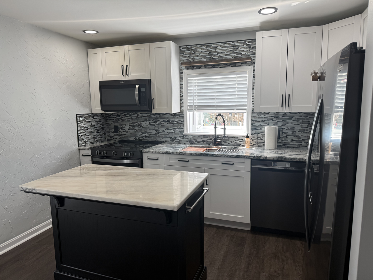 119 Cloverhill Rd - Photo 6 of 21