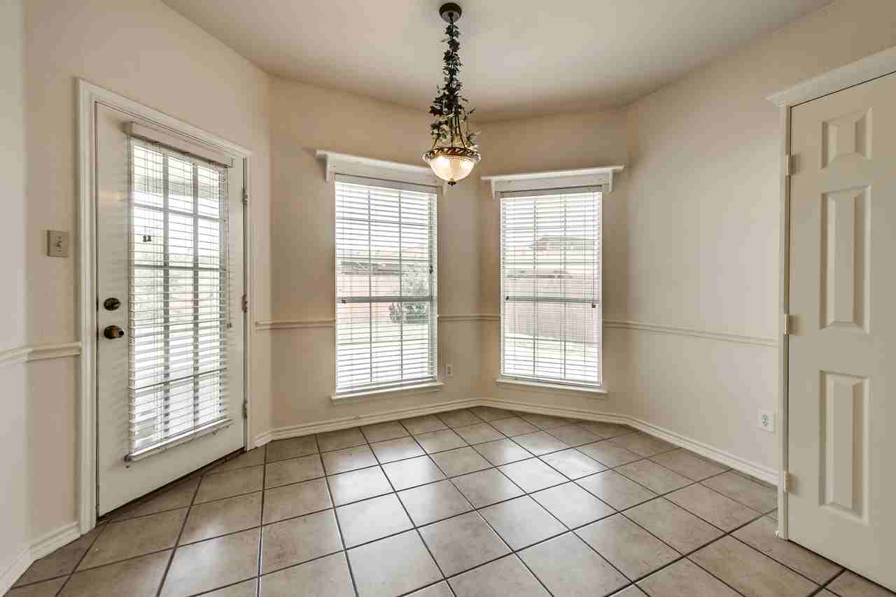 1504 Grapevine Creek Dr - Photo 5 of 13