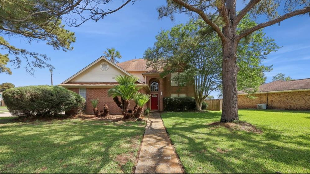 9540 Northmeadow Dr - Photo 4 of 41