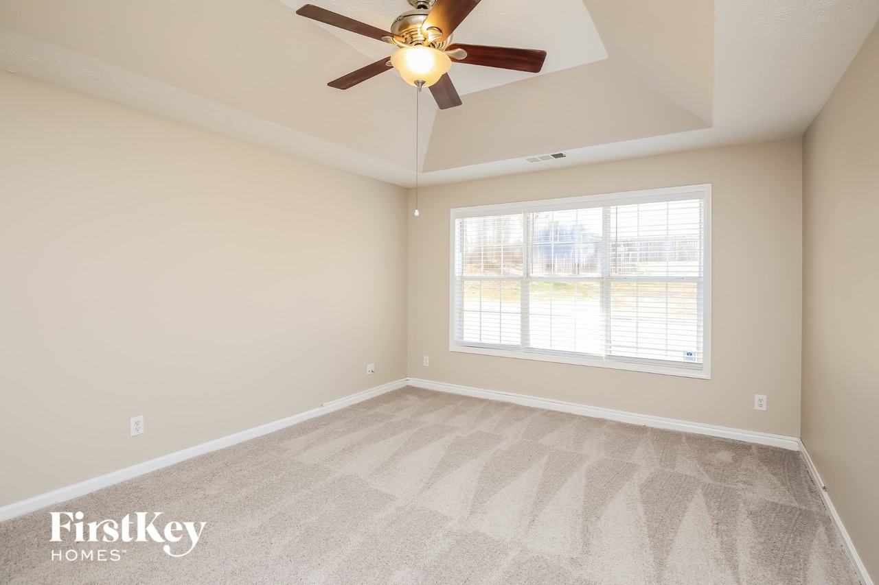 1510 Smoke Hill Dr - Photo 7 of 15