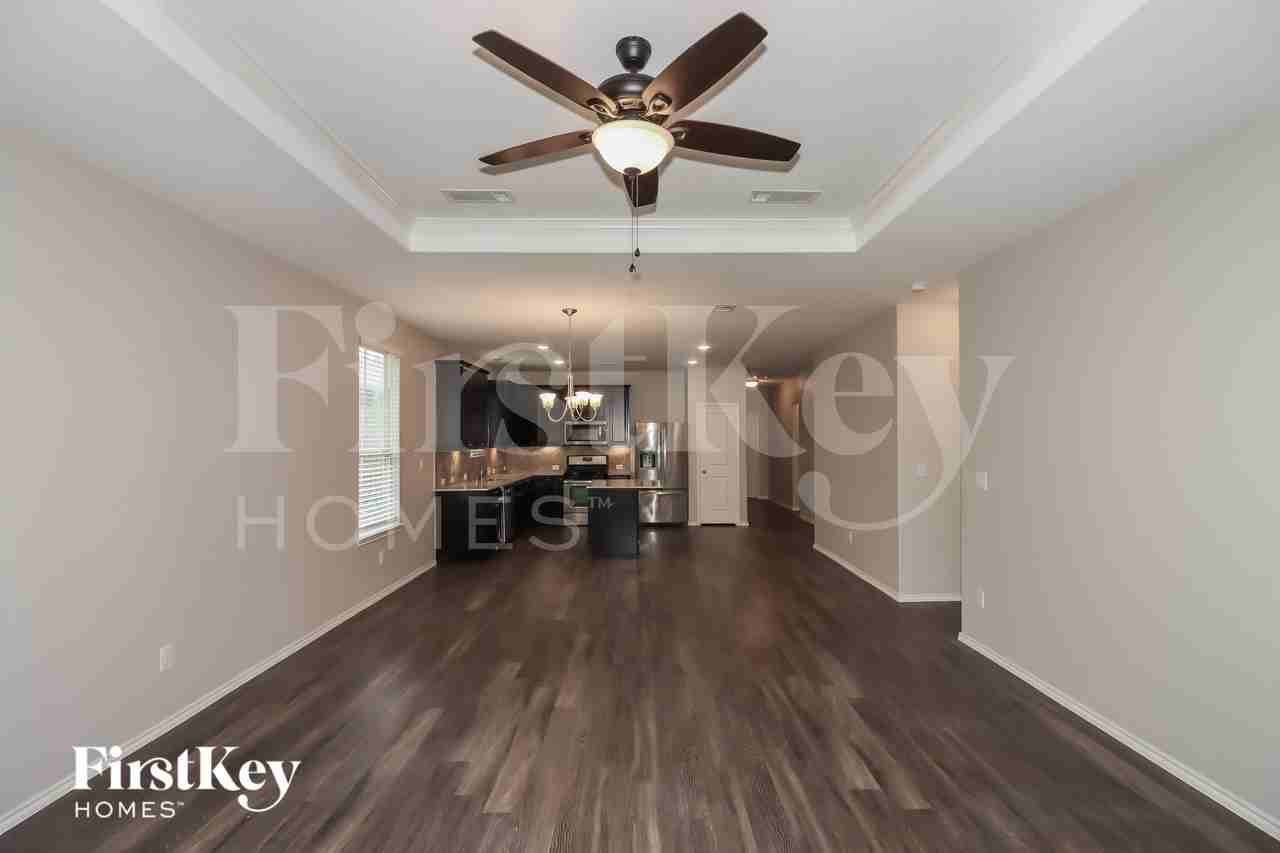 4290 Roaring Timber Dr - Photo 5 of 18