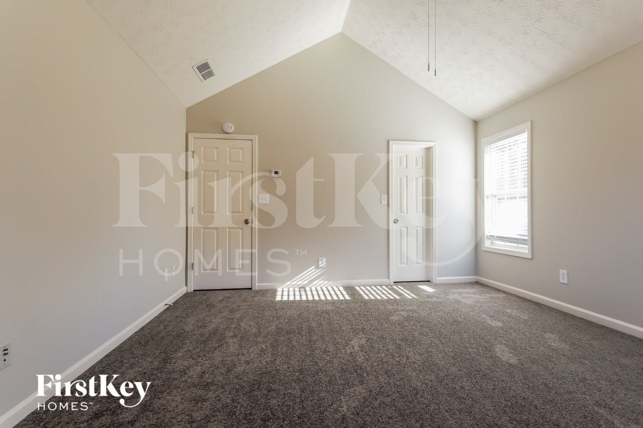 1175 Grace Dr - Photo 6 of 15