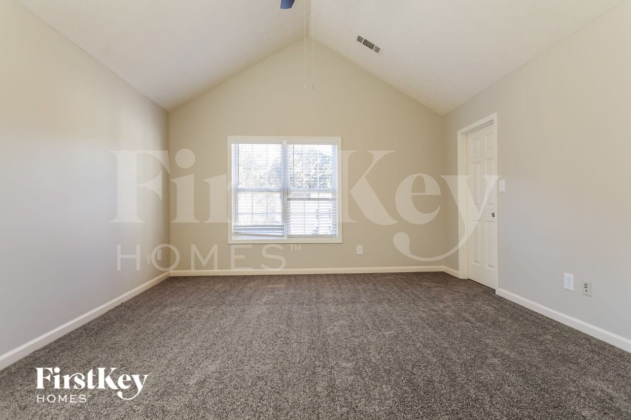 1175 Grace Dr - Photo 7 of 15