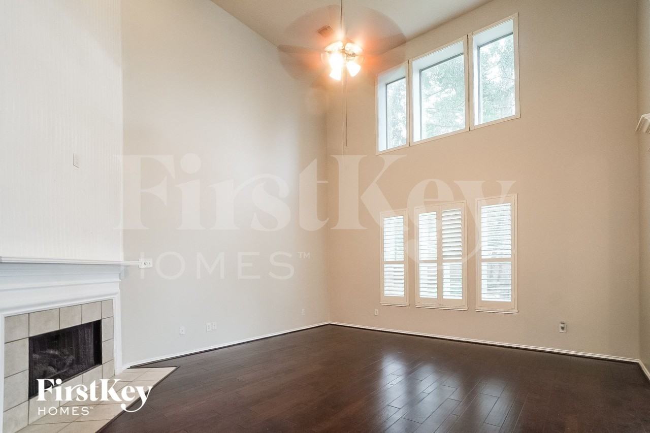 11511 Maple Falls Dr - Photo 3 of 15