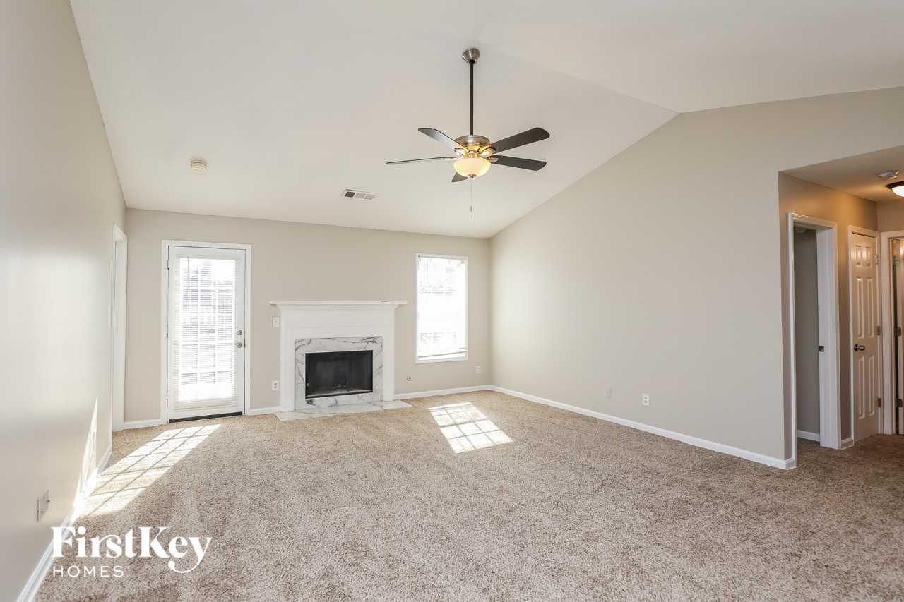 2099 Morning Dew Pl - Photo 3 of 15