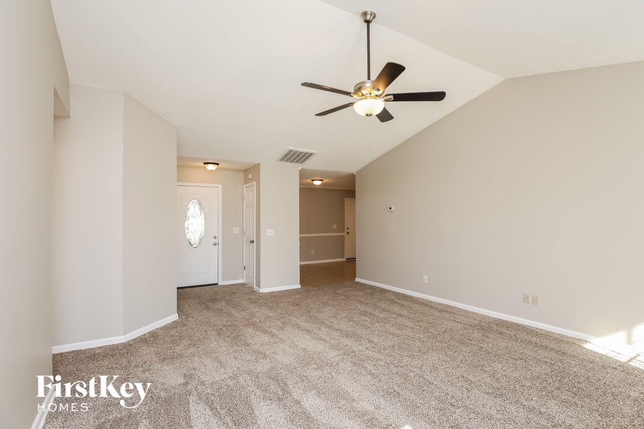 2099 Morning Dew Pl - Photo 5 of 15