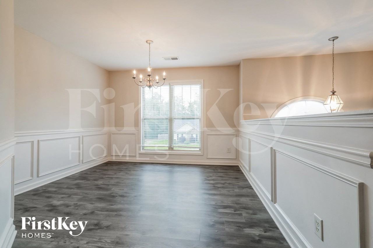 1923 Paynes Pt - Photo 5 of 15